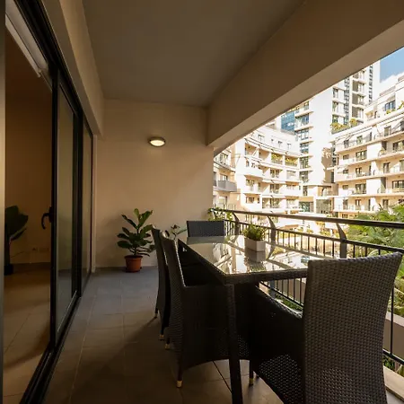 St Julians Luxe Retreat 3bed 2bath Apartament *